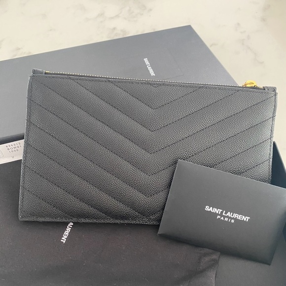 YSL Yves Saint Laurent - Picture 4 of 8